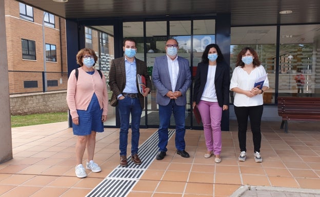 El Gobierno tiende la mano al Ayuntamiento de Soria para que los mayores permanezcan en su entorno