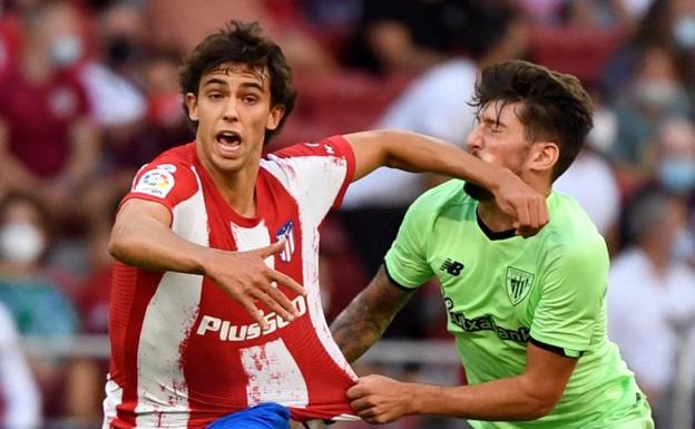 Dos partidos de sanción a Joao Félix