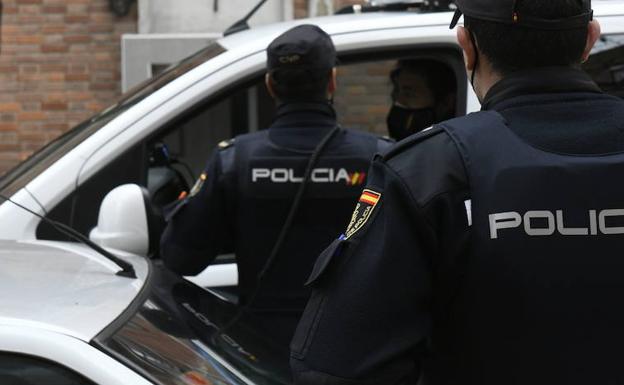 Desarticulado un grupo criminal dedicado al tráfico de armas y drogas en Medina del Campo y Villanubla