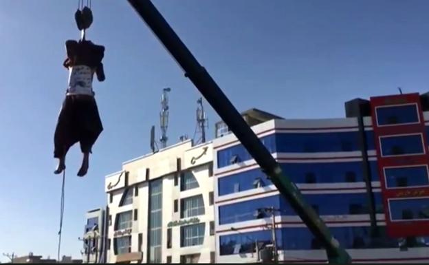 Vídeo: los talibanes escandalizan al mundo con sus primeros castigos