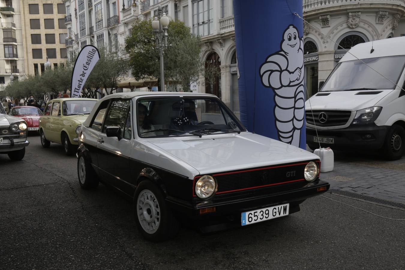Más de quinientos vehículos clásicos se dan cita en el Valladolid Motor Vintage (5)