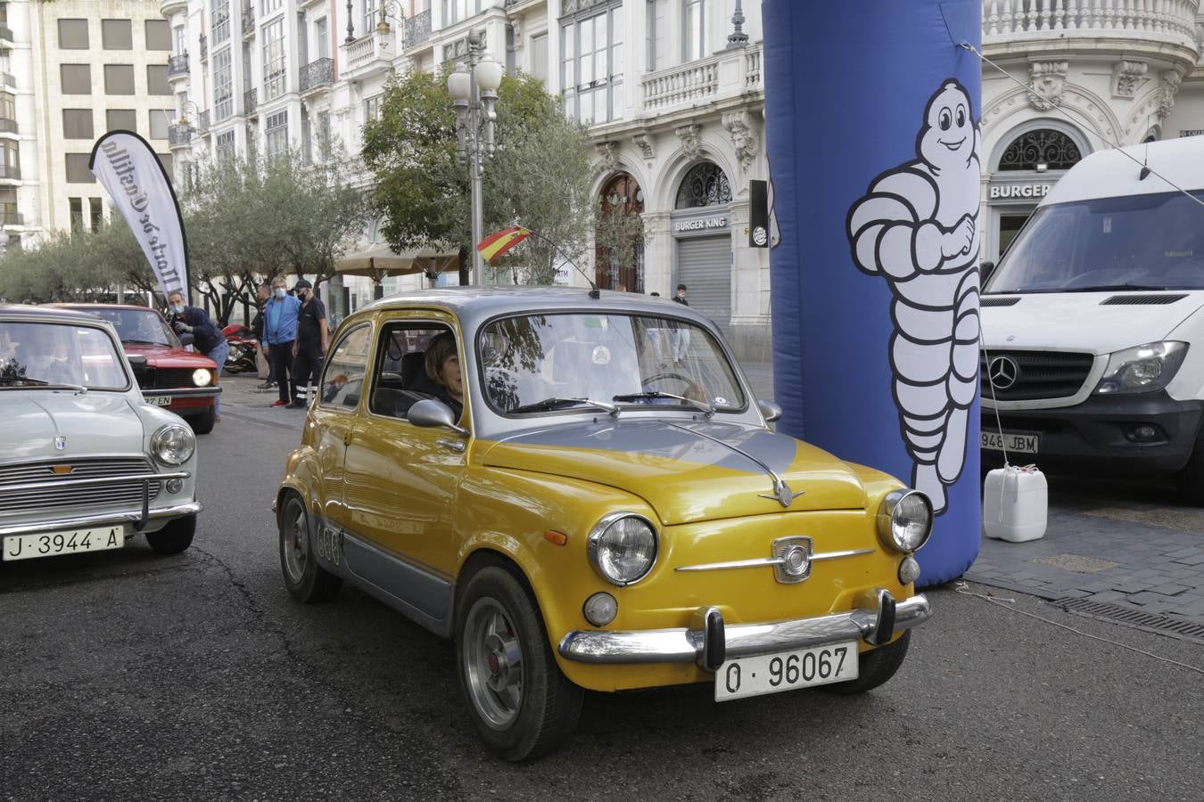 Más de quinientos vehículos clásicos se dan cita en el Valladolid Motor Vintage (6)