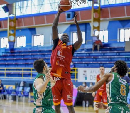 Cuarto puesto final para el Aquimisa Carbajosa tras ceder ante el Clínica Ponferrada CDP