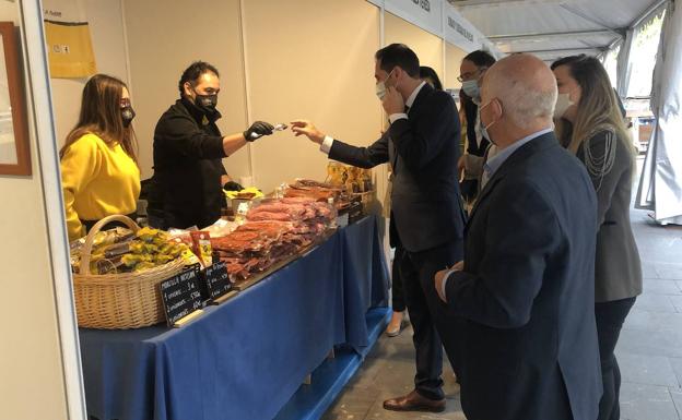 Naturpal ya muestra sus mejores productos a los palentinos «con ilusión y esperanza» en el parque del Salón