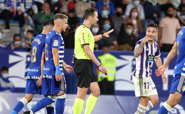 El Real Valladolid mejora en defensa en la primera mitad