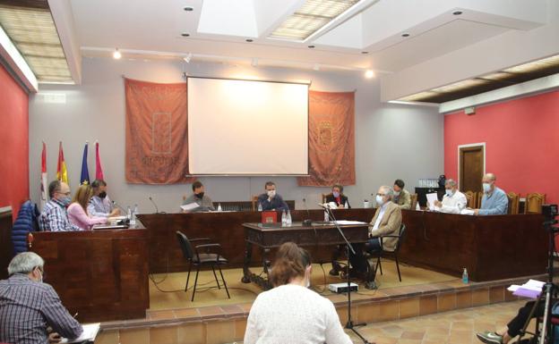 Fracasa el intento de reprobación de Cs en el Ayuntamiento de Cuéllar