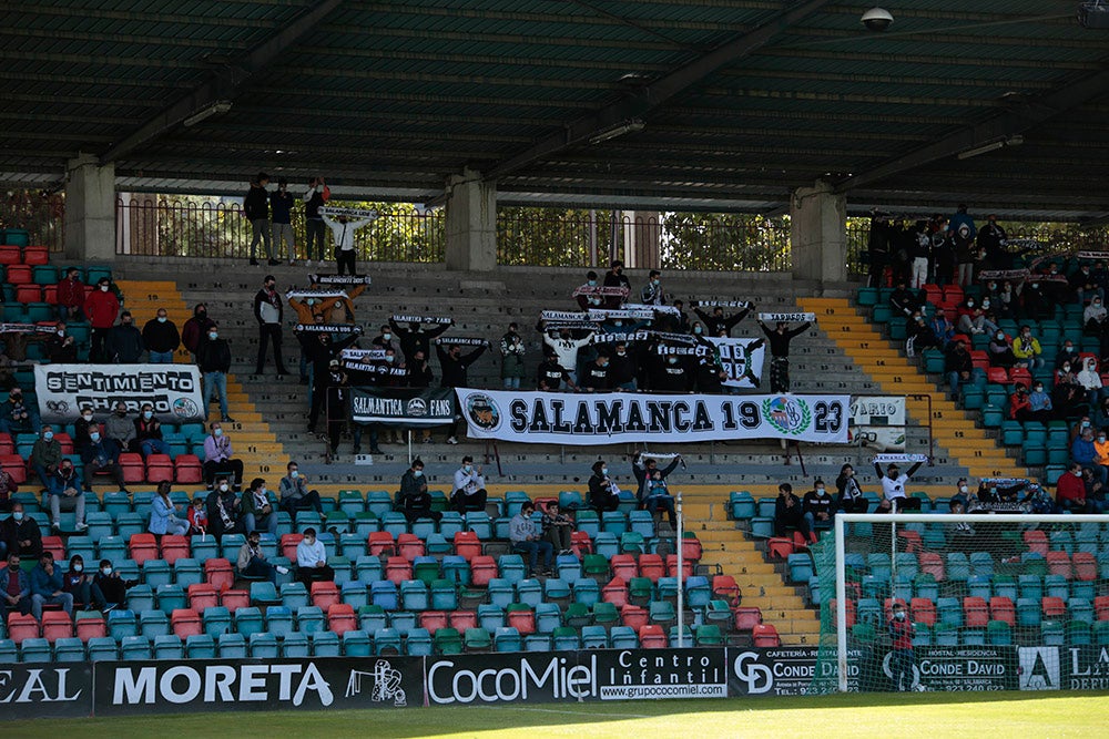 Ambiente en el Salamanca CF UDS - Marino de Luanco