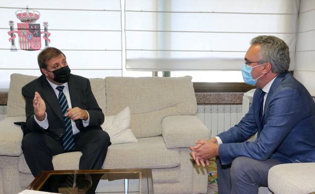 Correos instalará cajeros automáticos en 60 localidades rurales de Castilla y León