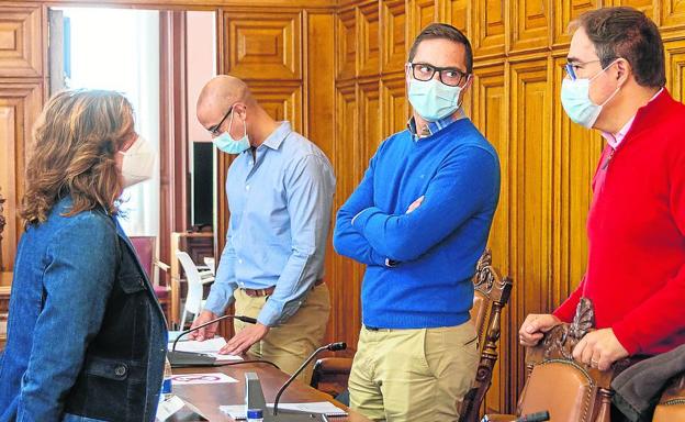 Usuarios del AVE hacen frente común con las instituciones para crear un centro logístico