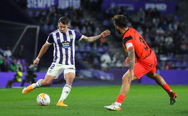 Uno a uno del Real Valladolid ante el Málaga: el equipo aprueba por su carácter y El Yamiq suspende por el penalti