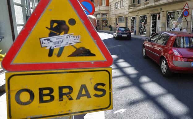 La calle Eras permanecerá cortada dos semanas por obras