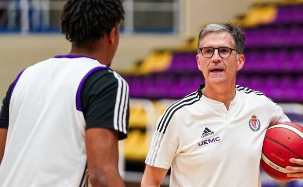 El Real Valladolid Baloncesto fija en la defensa la clave para ganar en La Coruña