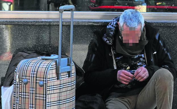 Cáritas ha atendido ya a más de noventa transeúntes este año, la mayoría hombres