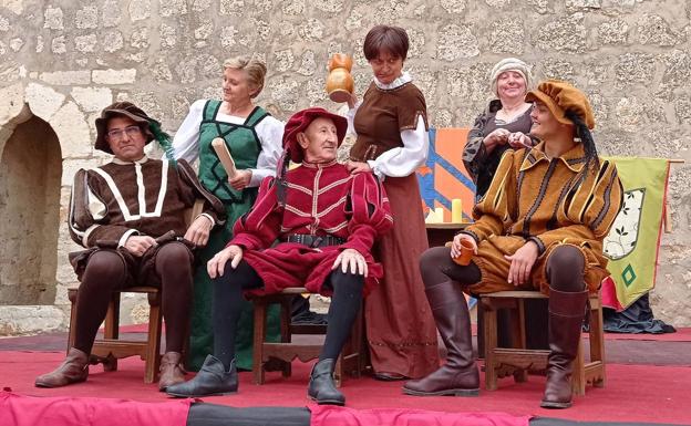 Los comuneros regresan al castillo de Torrelobatón de la mano del grupo La Barbacana