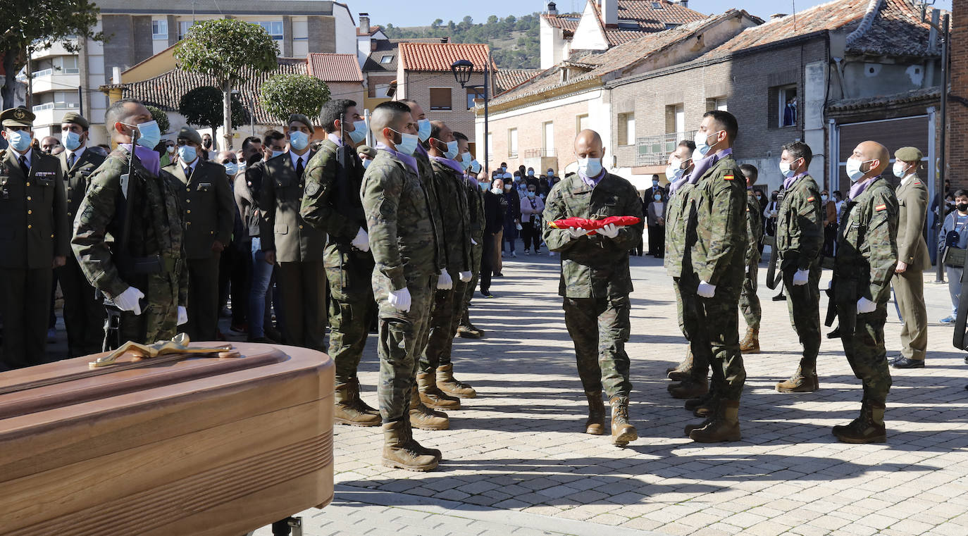 Profundo dolor en el funeral militar por Andrés Martín