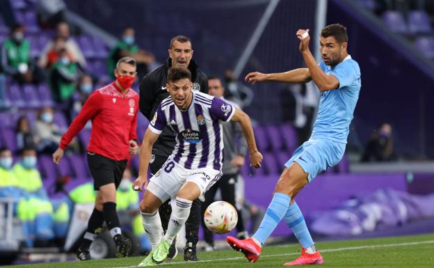 El Real Valladolid amenaza pero no mata