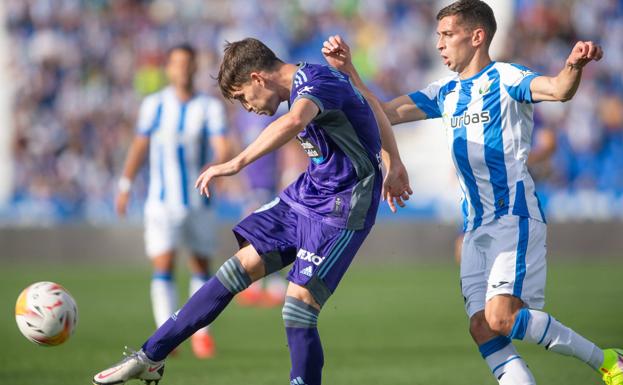 El Real Valladolid busca la victoria con eficacia y seriedad ante uno de los más goleados de Segunda