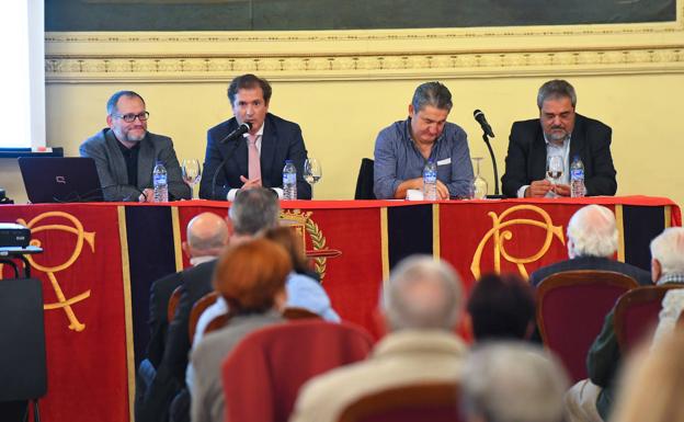 «Sentirse ofendido por el humor es algo ajeno a nuestra tradición», defiende el viñetista José María Nieto