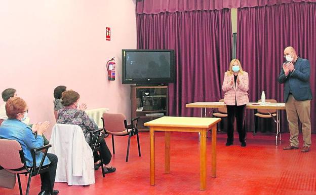 La Universidad de la Experiencia de Cuéllar retoma las clases presenciales con veinte alumnos