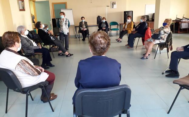 Cáritas de Salamanca retoma la presencialidad en las actividades para los mayores