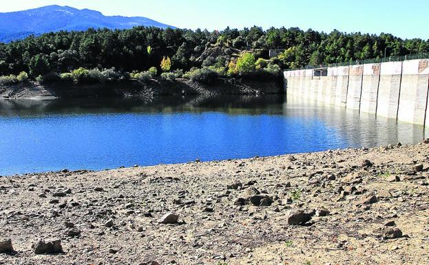 Los embalses tienen agua suficiente para afrontar el próximo mes «sin angustias»