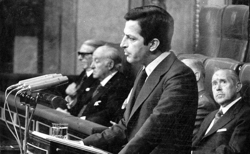 1976: Adolfo Suárez, presidente del Gobierno