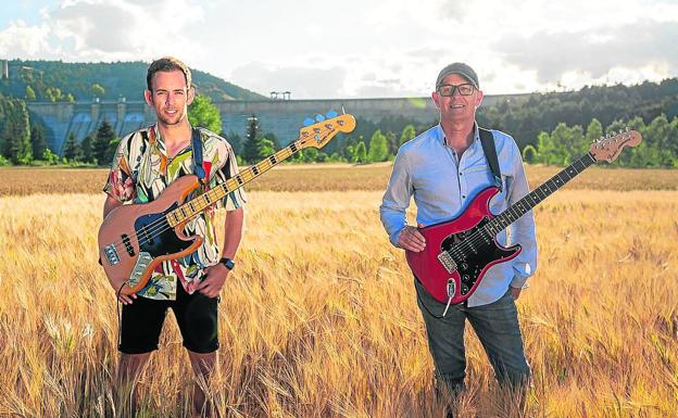 El palentino que salió en la tele con 'Tocata' y hoy forma un dúo musical con su hijo