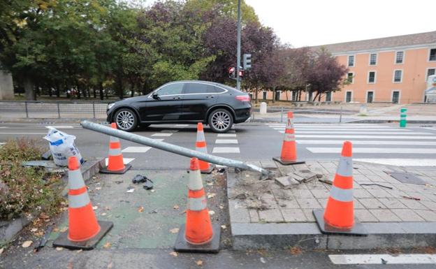 Una colisión en la Avenida de Salamanca de Valladolid deja un herido e importantes retenciones