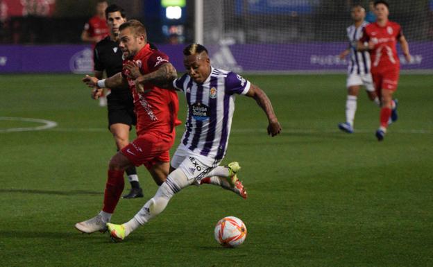Dos goles al contragolpe sacan del descenso al Real Valladolid Promesas