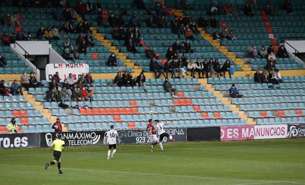 El Salamanca UDS regala un carné a sus abonados para esta temporada