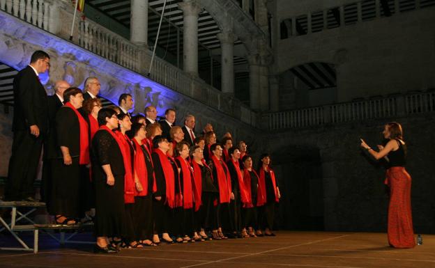 La sala Alfonsa de la Torre acogerá transmisiones de ópera y danza desde el Teatro Real