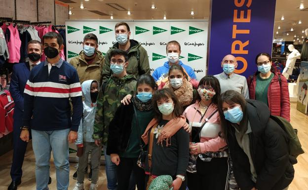 El Corte Inglés y AVIVA entregan los premios a los ganadores del sorteo de la XII Carrera de los 1.000 pasos