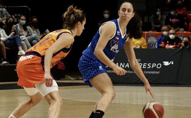 Importante golpe de liderato del Perfumerías Avenida en Valencia (67-75)