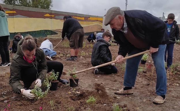 Becilla en Movimiento promueve su segundo jardín sostenible