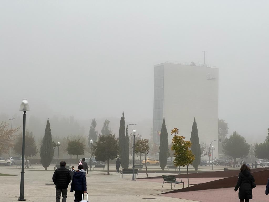 Mañana de niebla en Valladolid capital