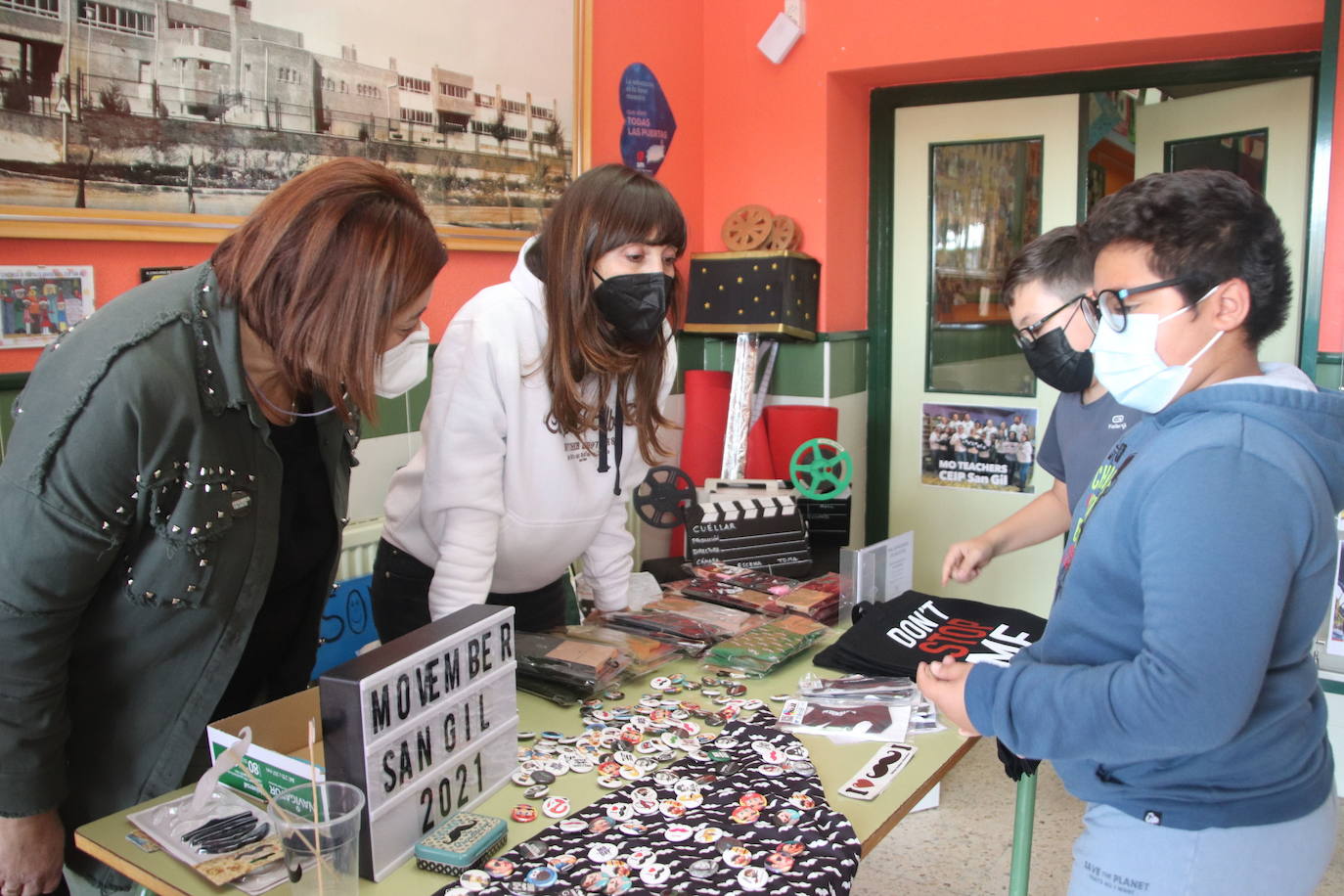 El colegio San Gil, un centro de bigotes