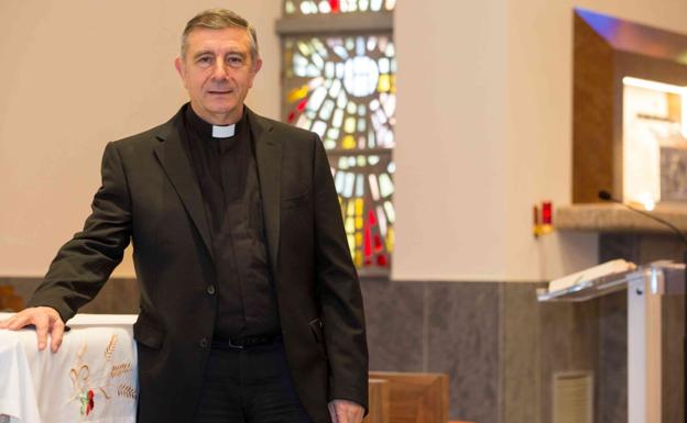 El nuevo obispo pide «paciencia» ante esta nueva misión, en la que «empeñará todas sus energías»