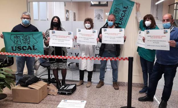 Veterinarios de Segovia se encierran en la Junta contra «los abusos» a los interinos