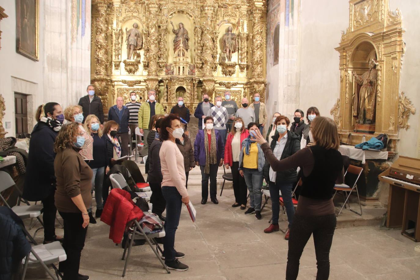 La Coral Cuellarana vuelve a los escenarios dos años después