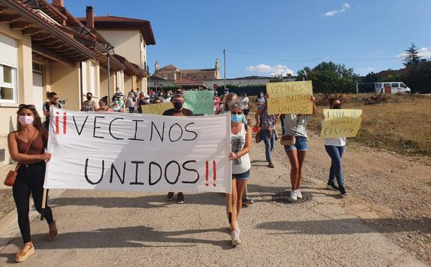 La familia okupa se marcha de Baltanás por la presión vecinal