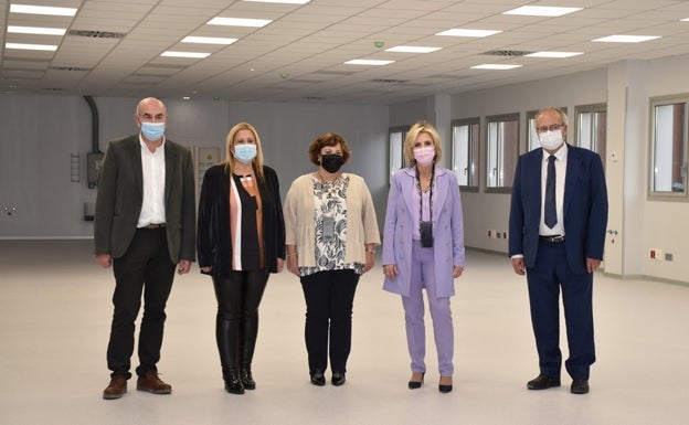 Verónica Casado visita las obras de ampliación del hospital Santa Bárbara