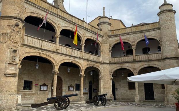 AFECIR organiza tres campañas promocionales para potenciar el comercio de Ciudad Rodrigo durante esta navidad