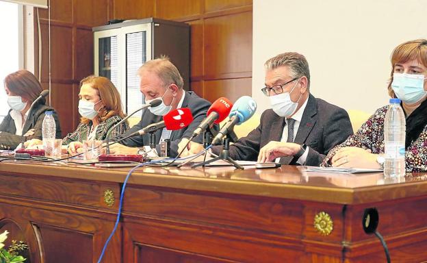 Sanidad reconoce que hay 25 plazas de Atención Primaria que no logra cubrir