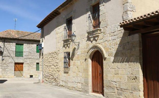 La Casona de Montealegre se alquila para hospedaje y restauración