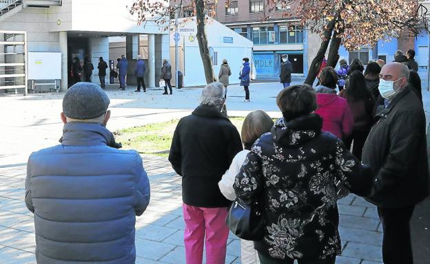 La Junta busca un espacio para continuar con la administración de la tercera dosis