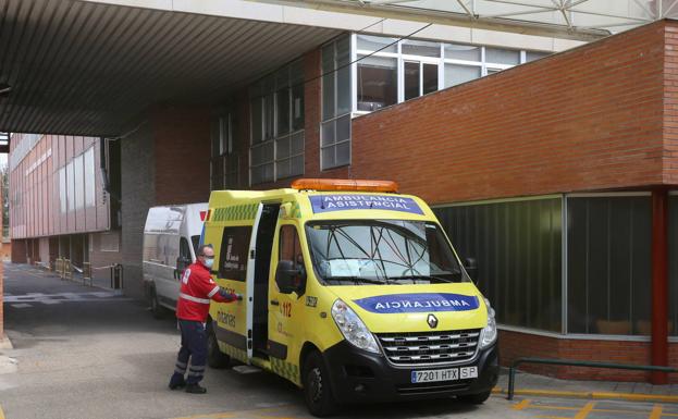 Trasladadas tres personas al Hospital de Palencia por intoxicación de monóxido de carbono en Velilla