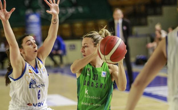 Íñiguez: «Kahleah Copper está demostrando que es una jugadora para el equipo»