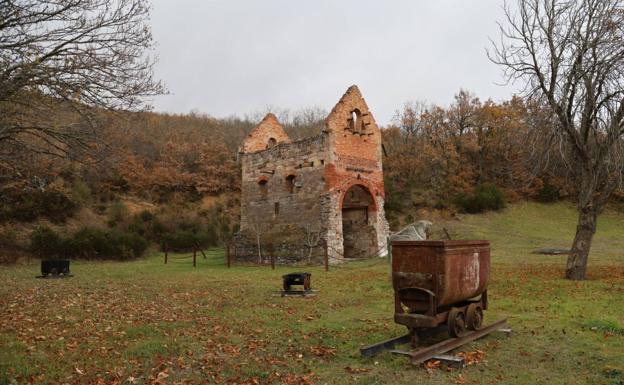 La Asociación de Patrimonio Industrial compra seis inmuebles mineros en Vallejo de Orbó