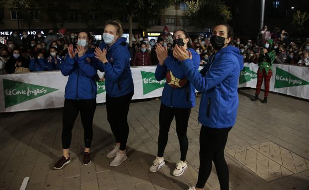 El CB Avenida, por fin con toda la plantilla, defiende su primer puesto en Vitoria ante el Araski