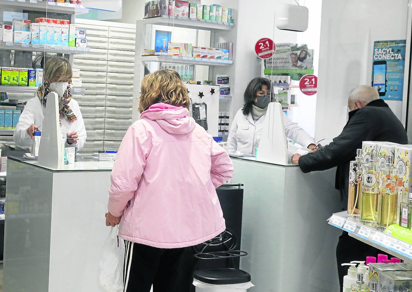 Las farmacias de Palencia se implican para ofrecer de forma personalizada los medicamentos